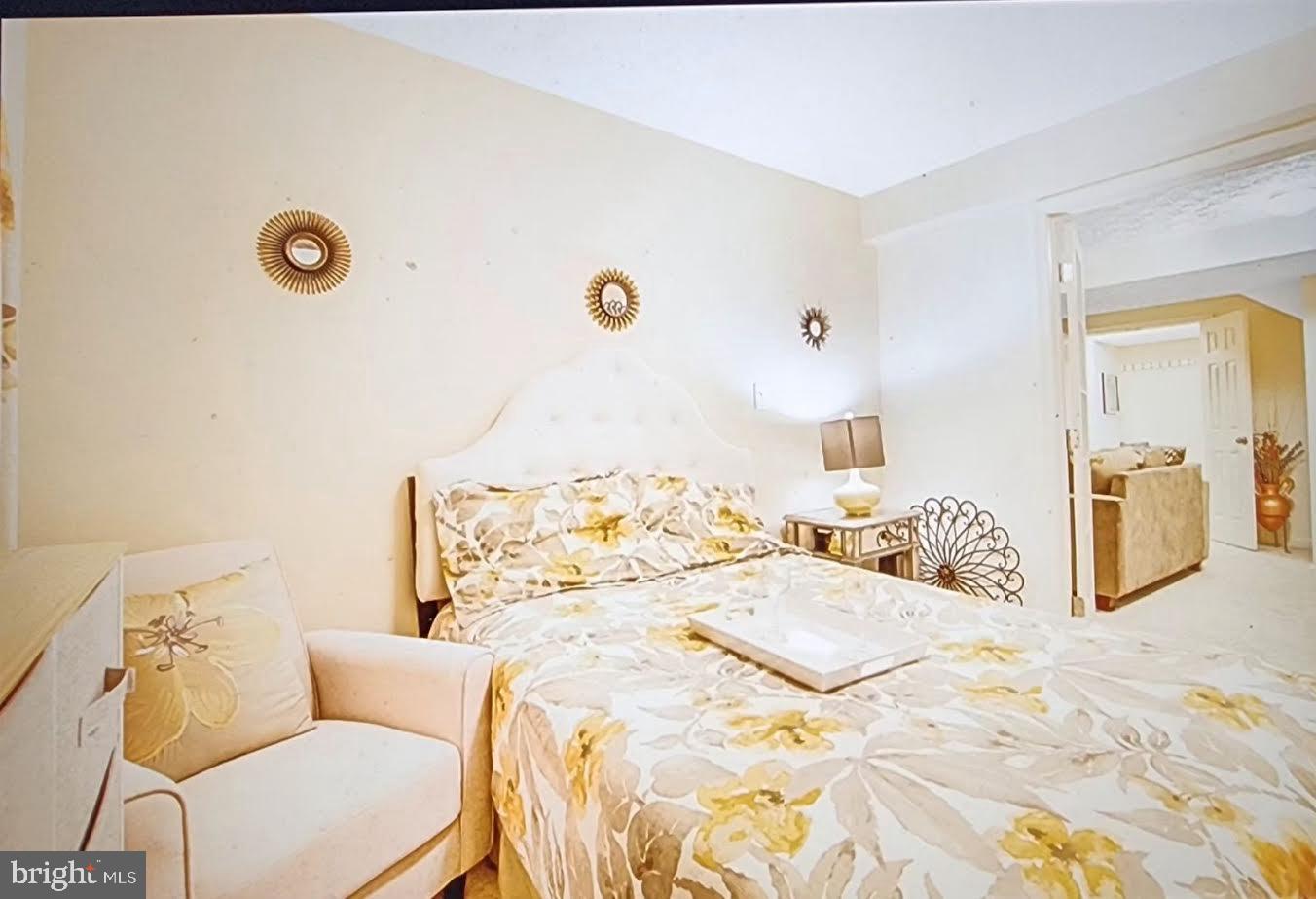 Real estate listing preview #32