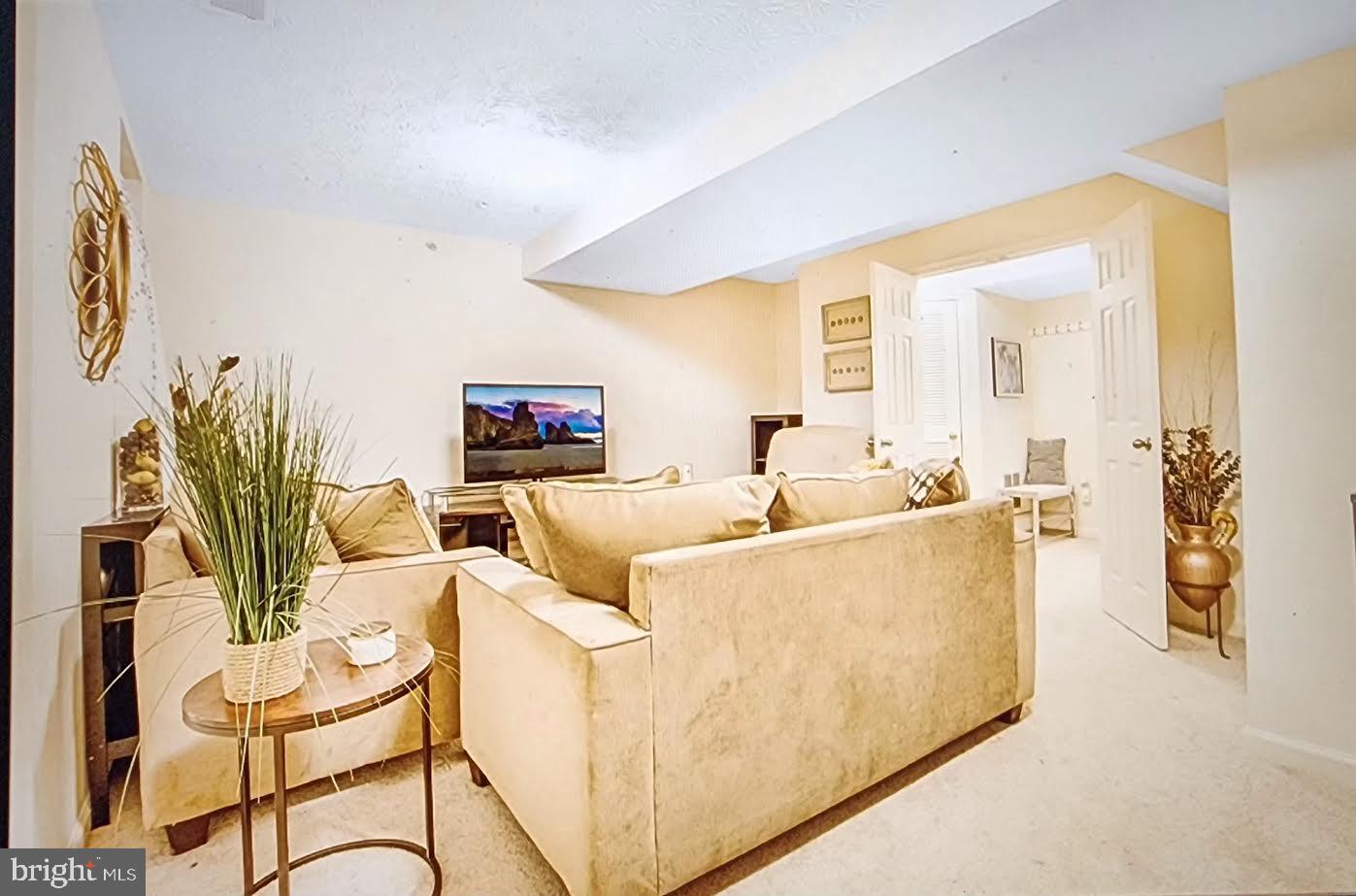 Real estate listing preview #30