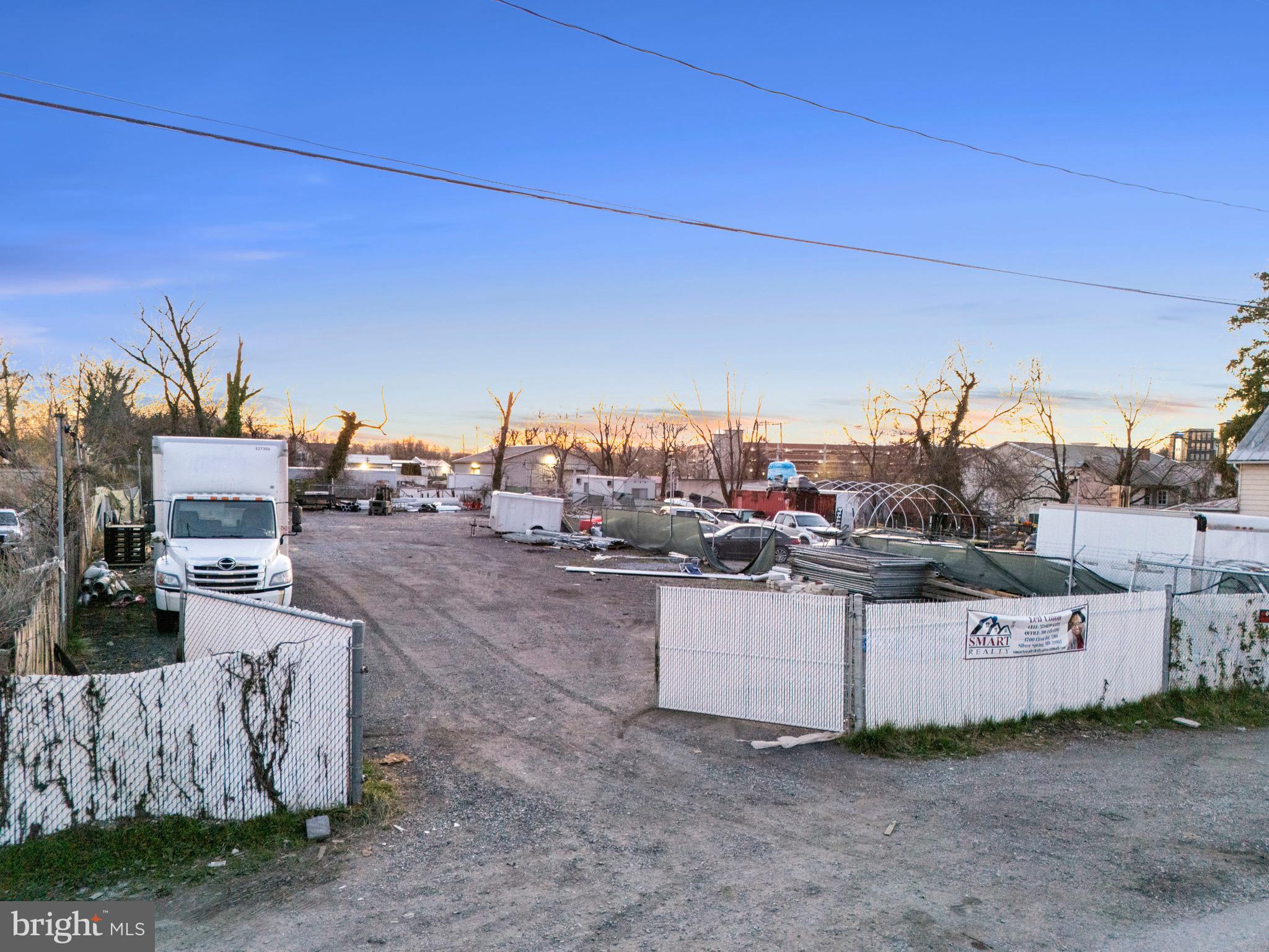 Real estate listing preview #4