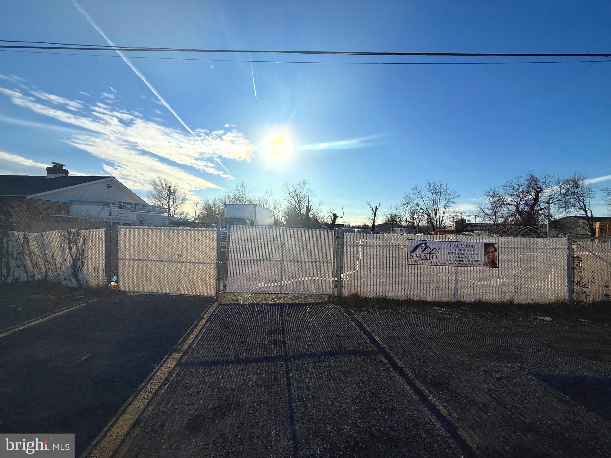 Real estate listing preview #8