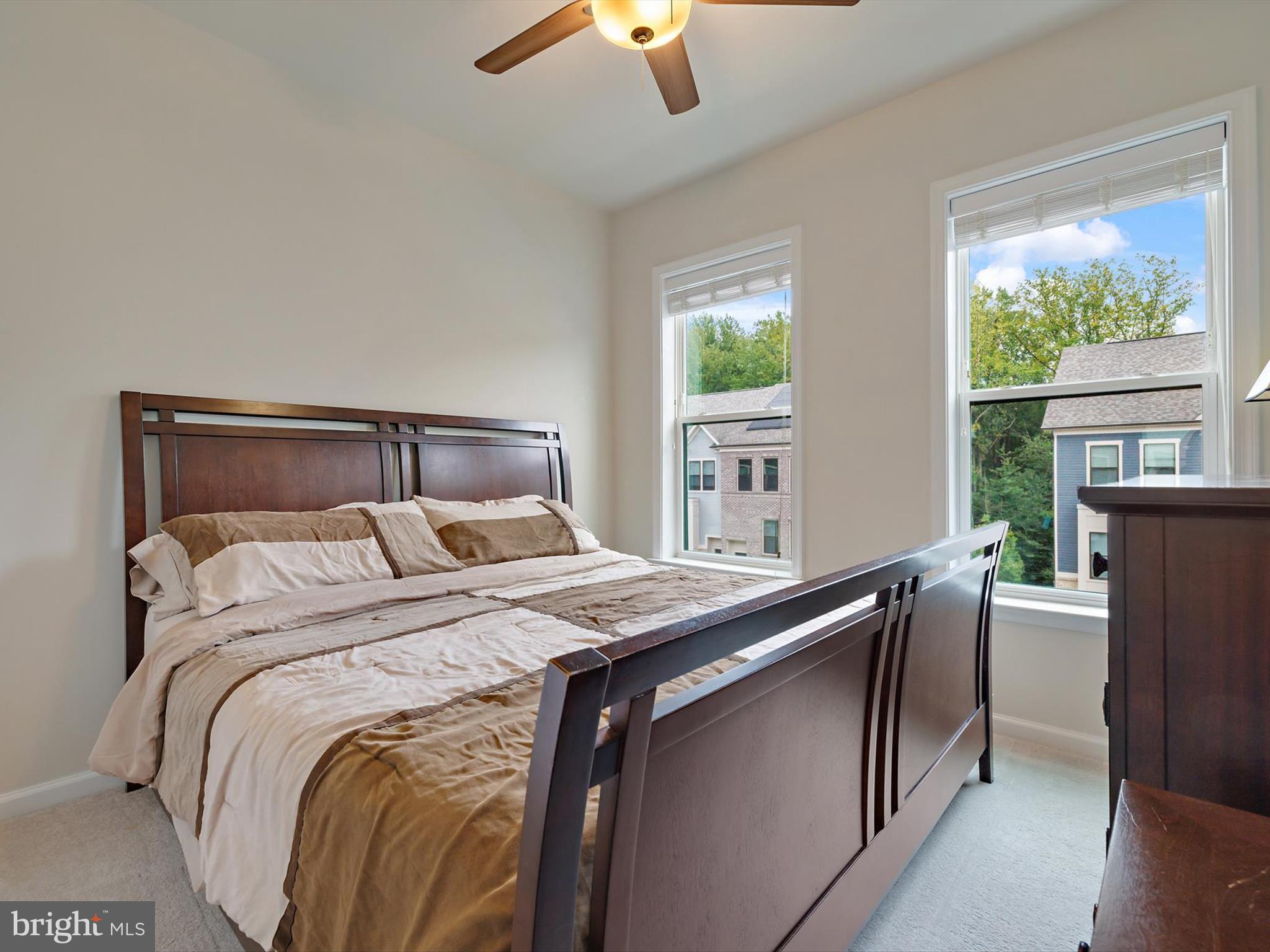 Real estate listing preview #19