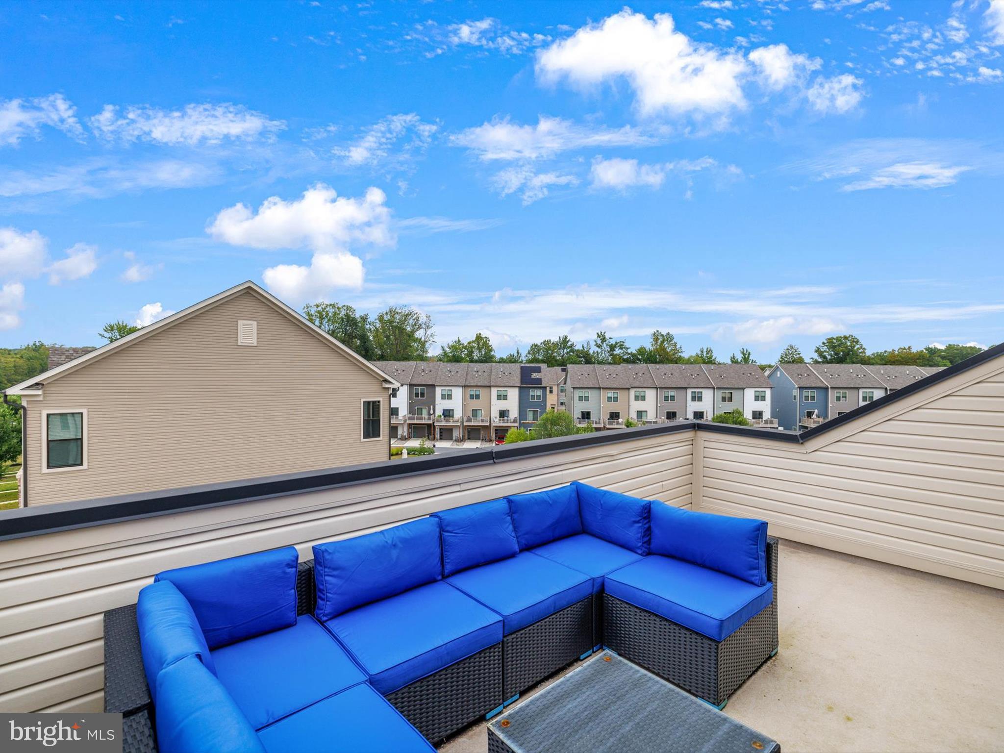 Real estate listing preview #37