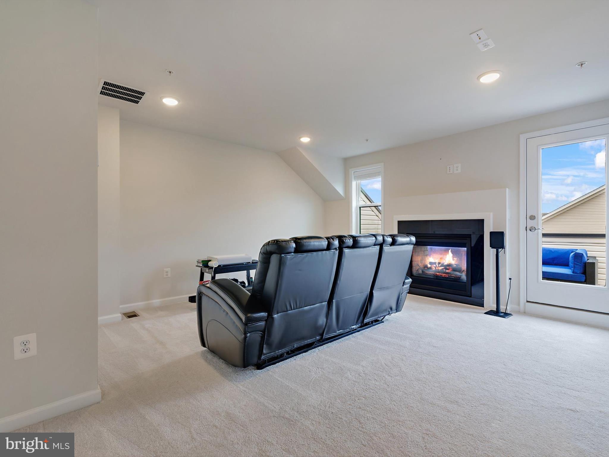 Real estate listing preview #29