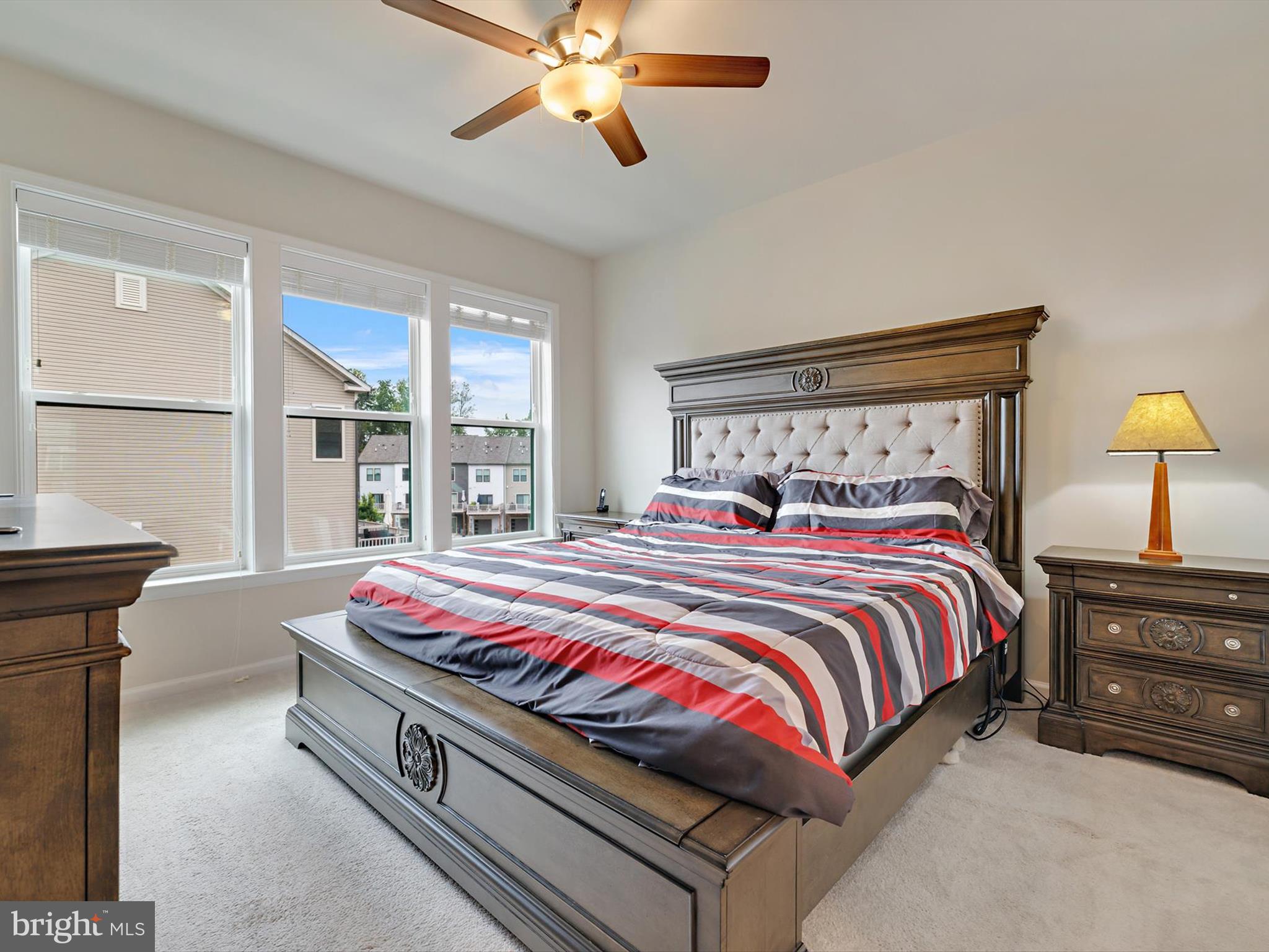 Real estate listing preview #24