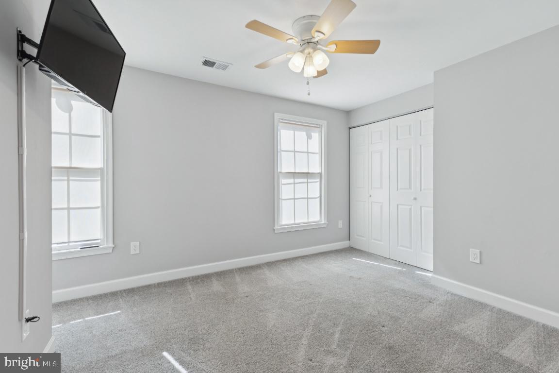 Real estate listing preview #18