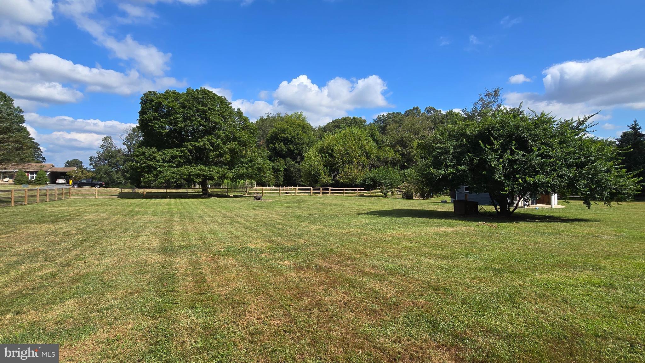 Real estate listing preview #33