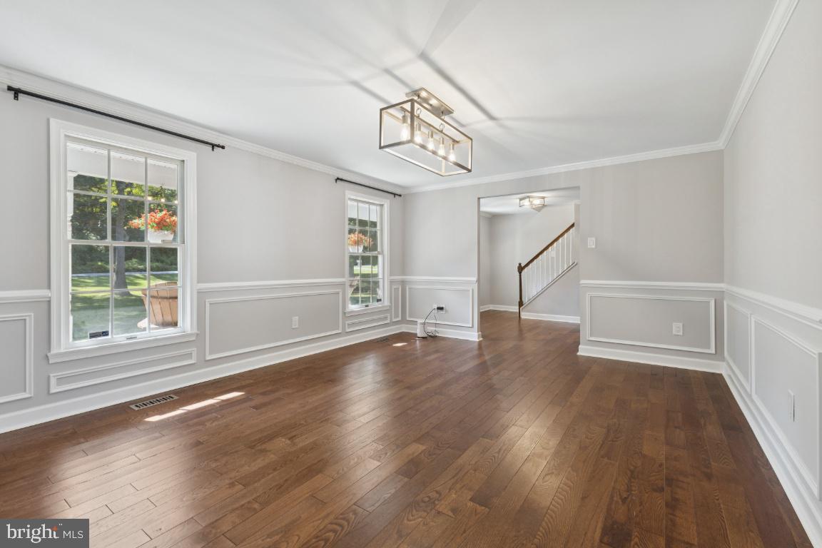 Real estate listing preview #7