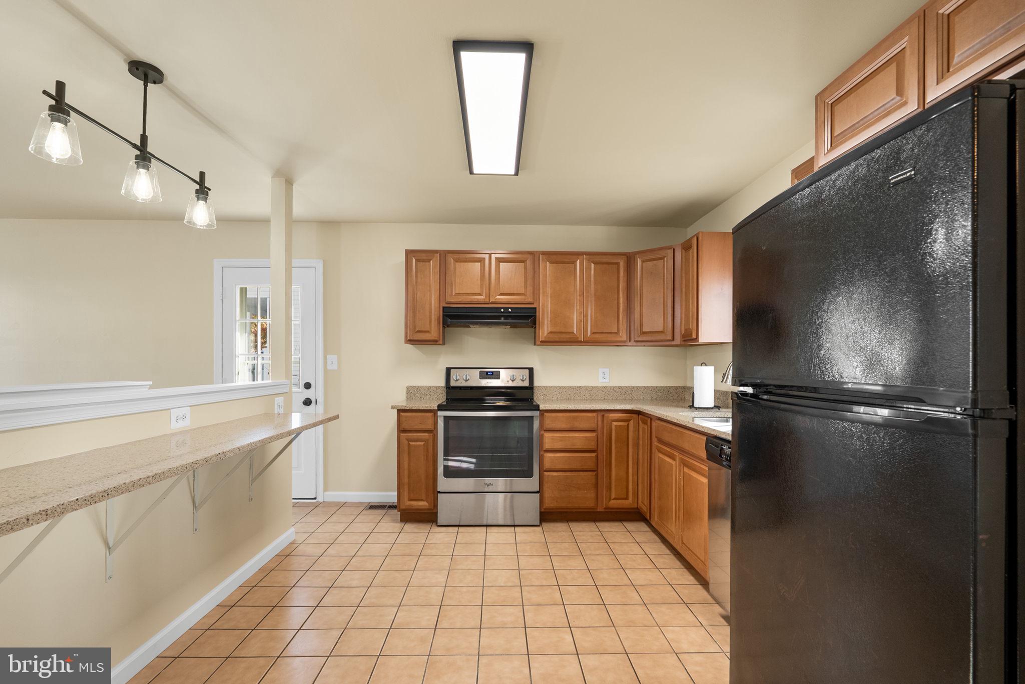 Real estate listing preview #8