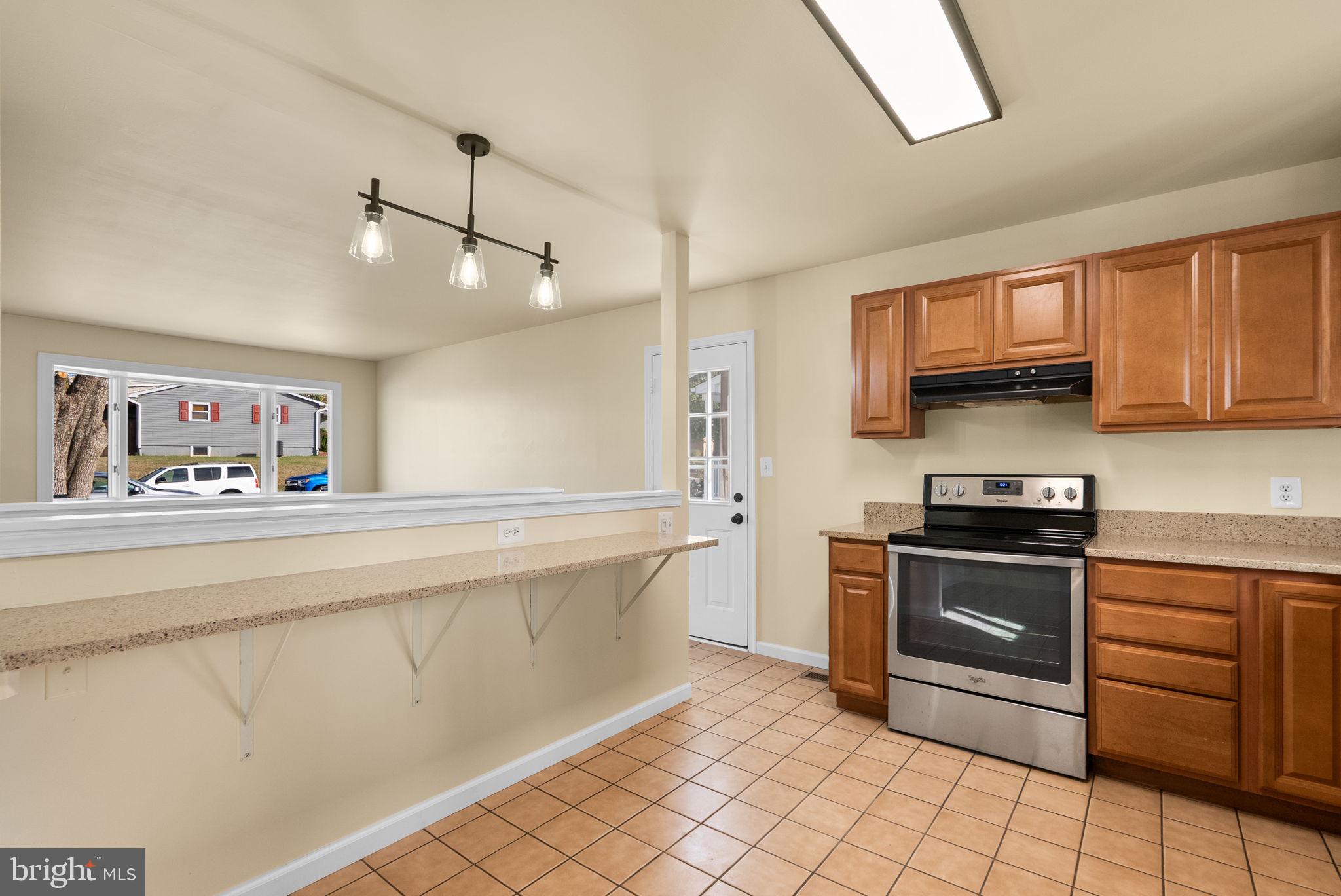 Real estate listing preview #12