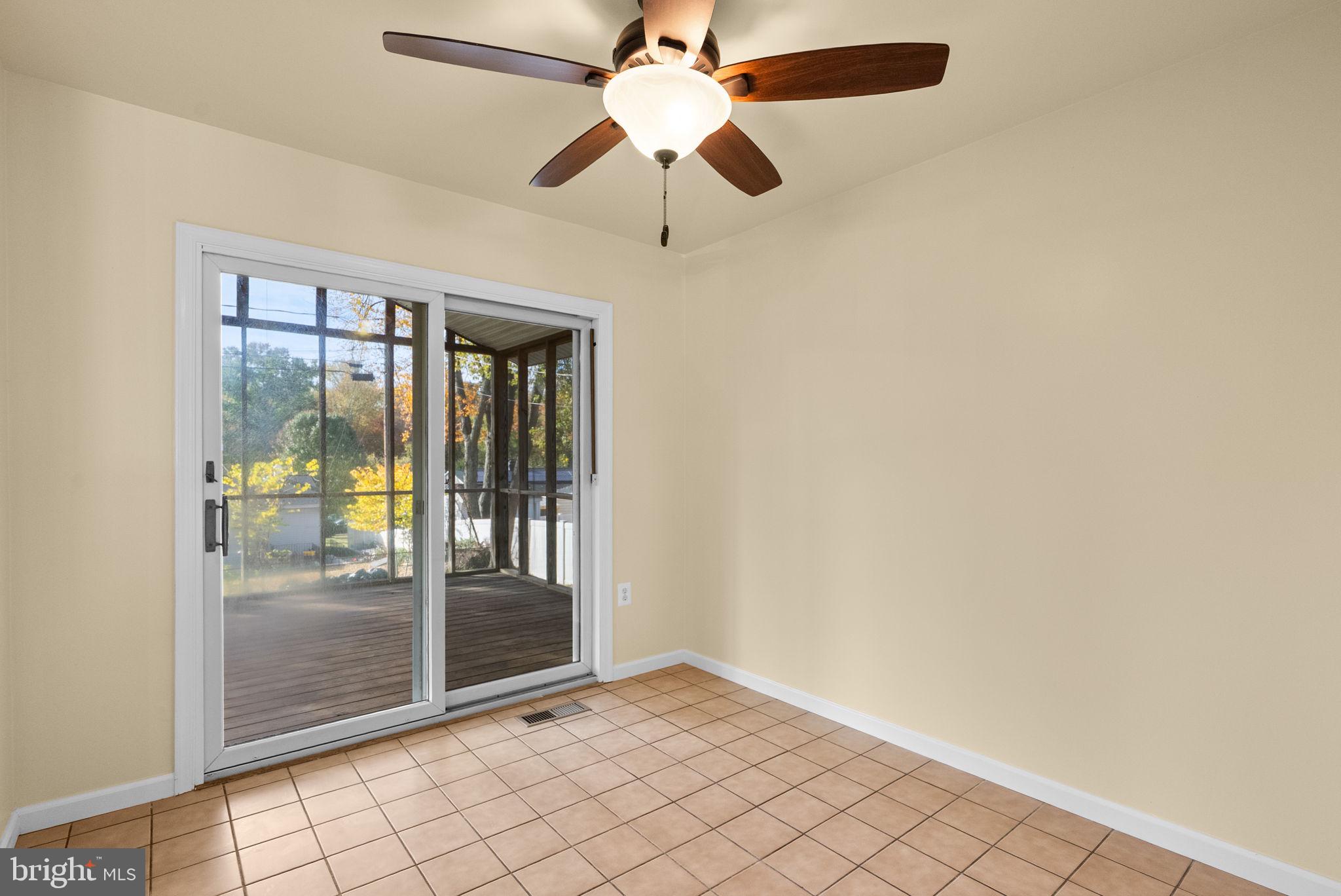 Real estate listing preview #14