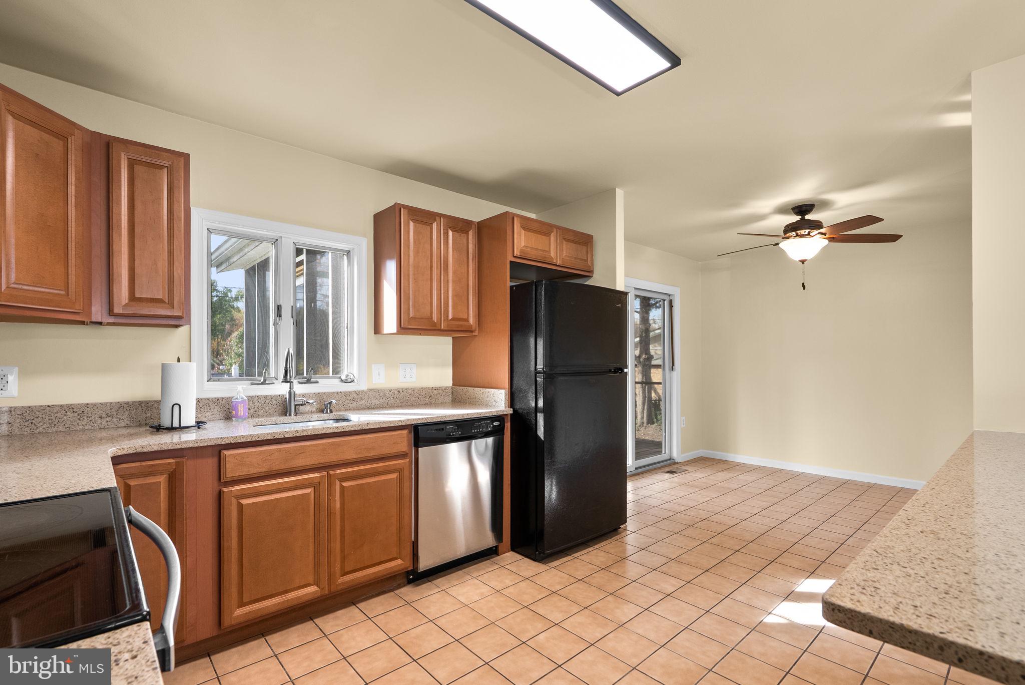 Real estate listing preview #10