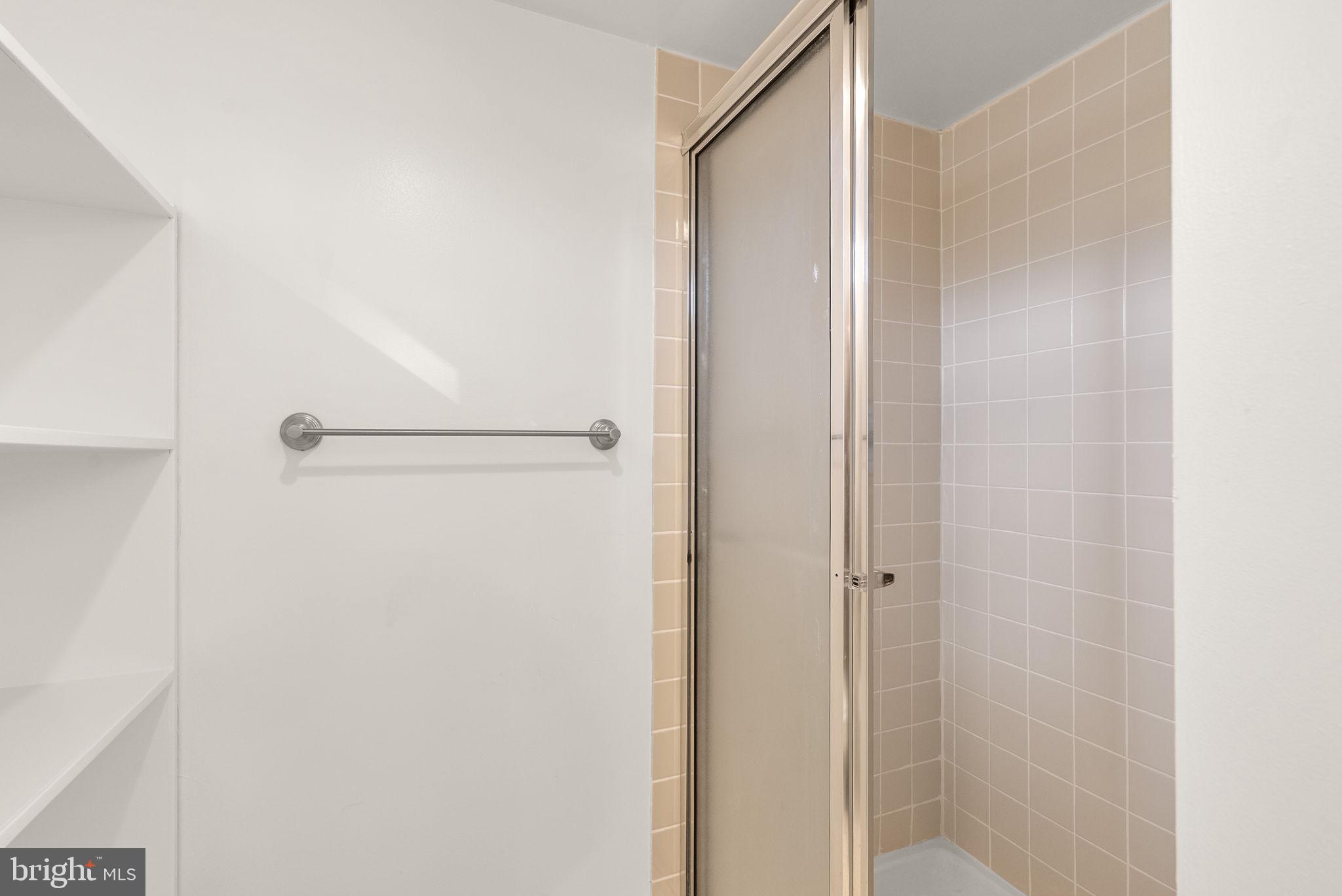 Real estate listing preview #42