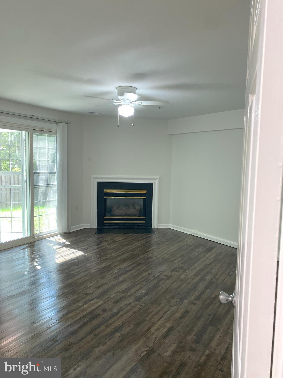Real estate listing preview #12