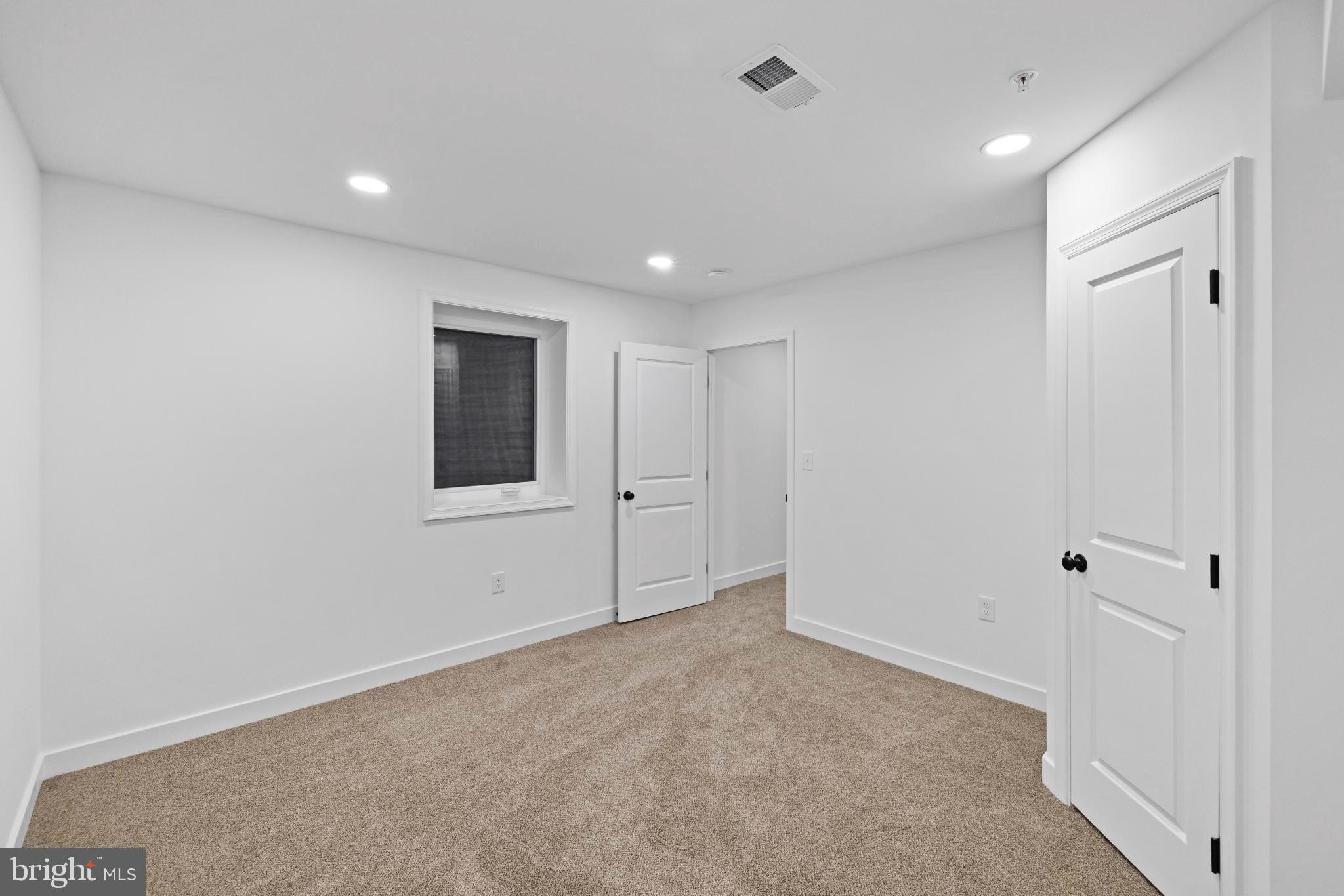 Real estate listing preview #34