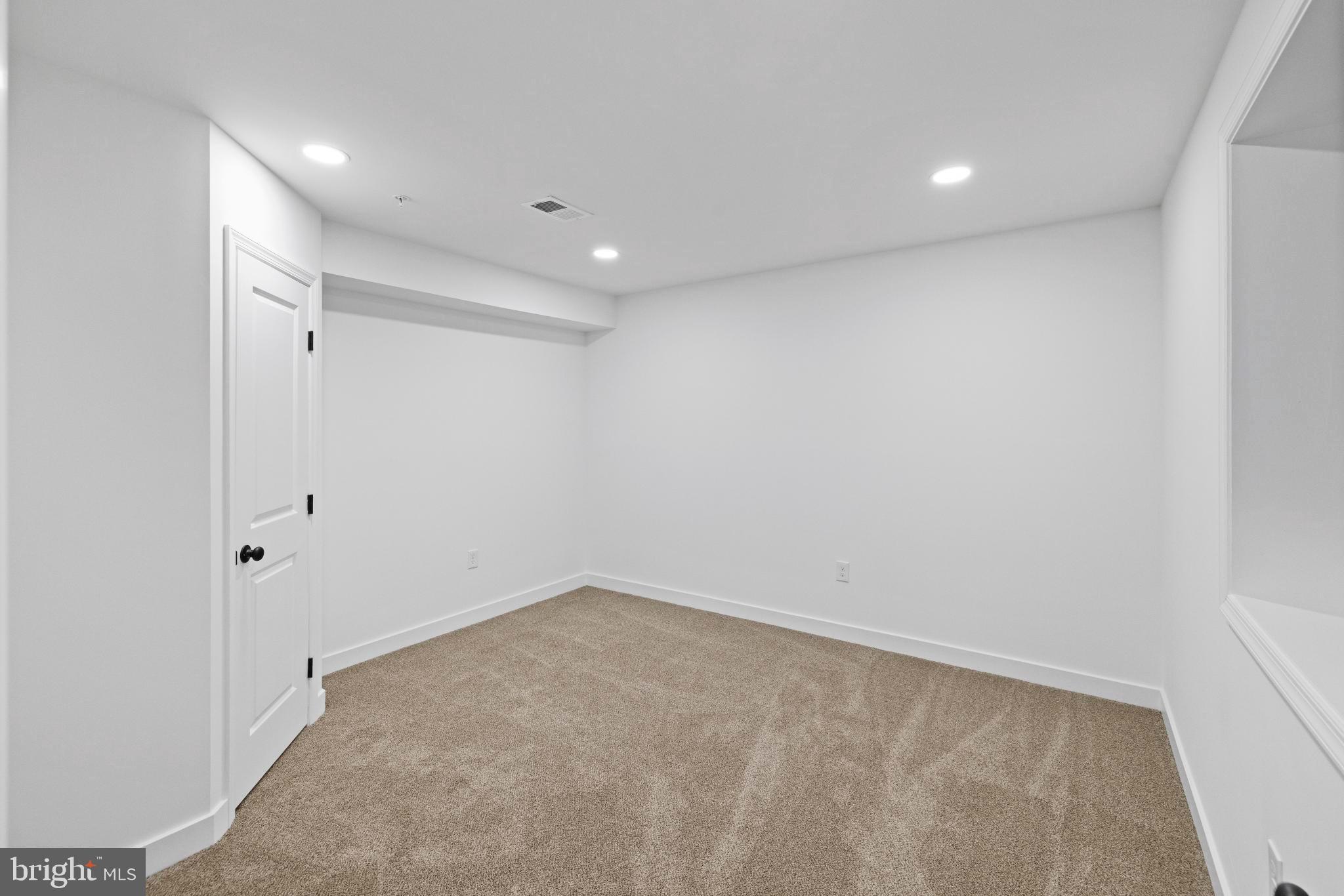 Real estate listing preview #40