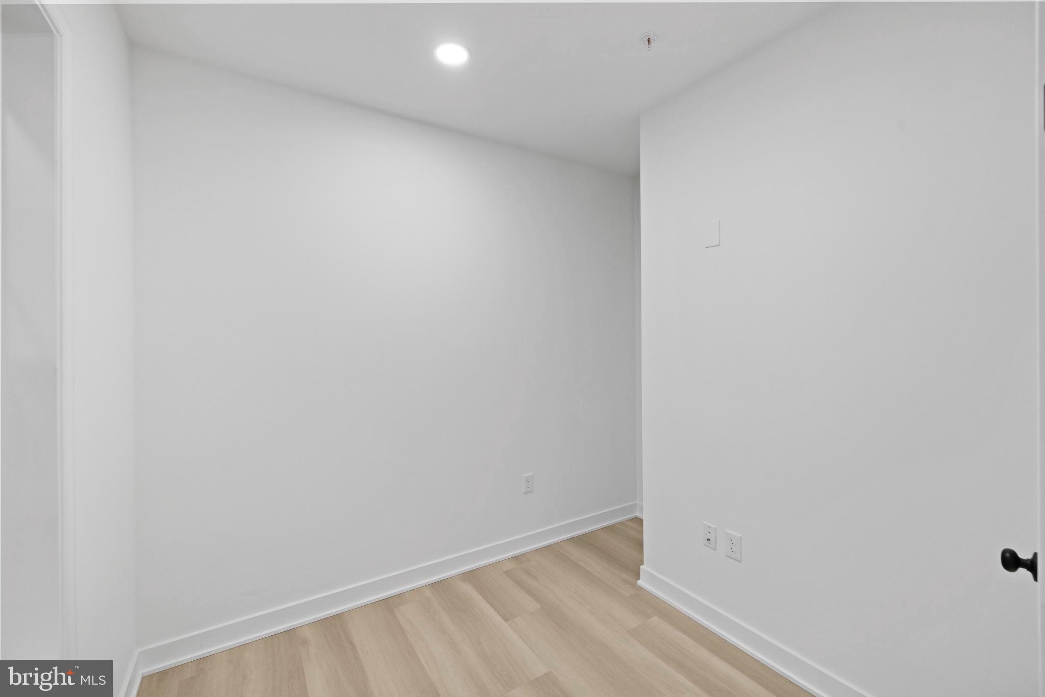 Real estate listing preview #52