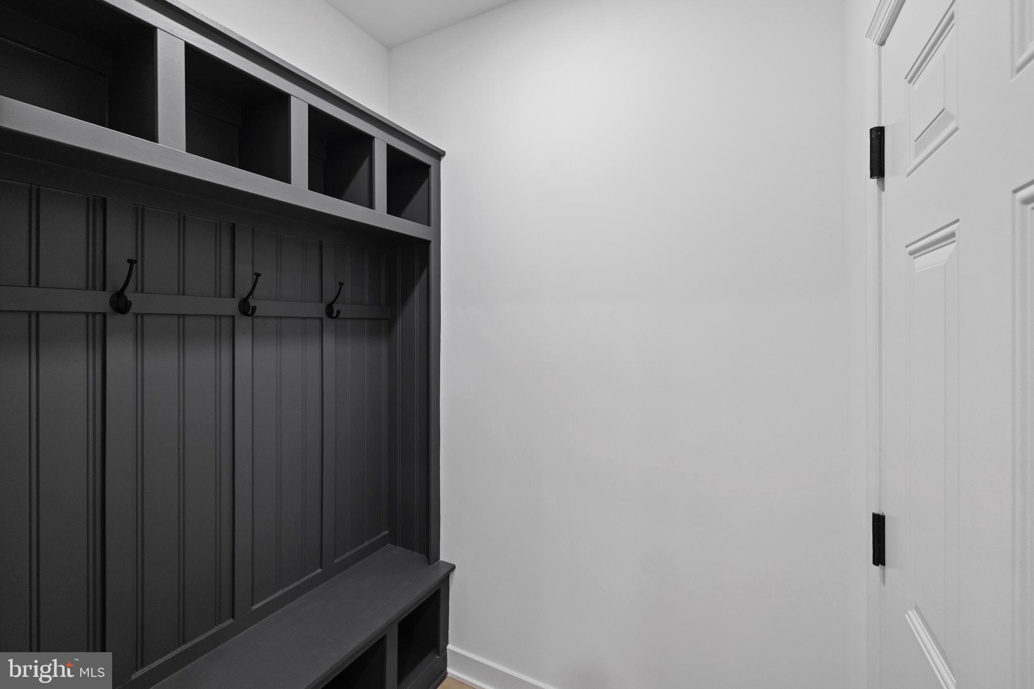 Real estate listing preview #16