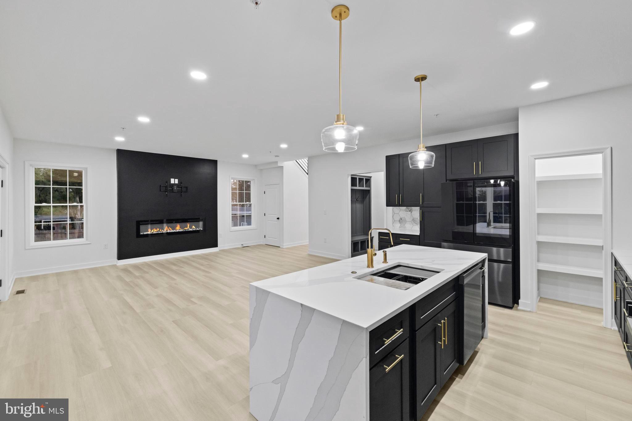 Real estate listing preview #13