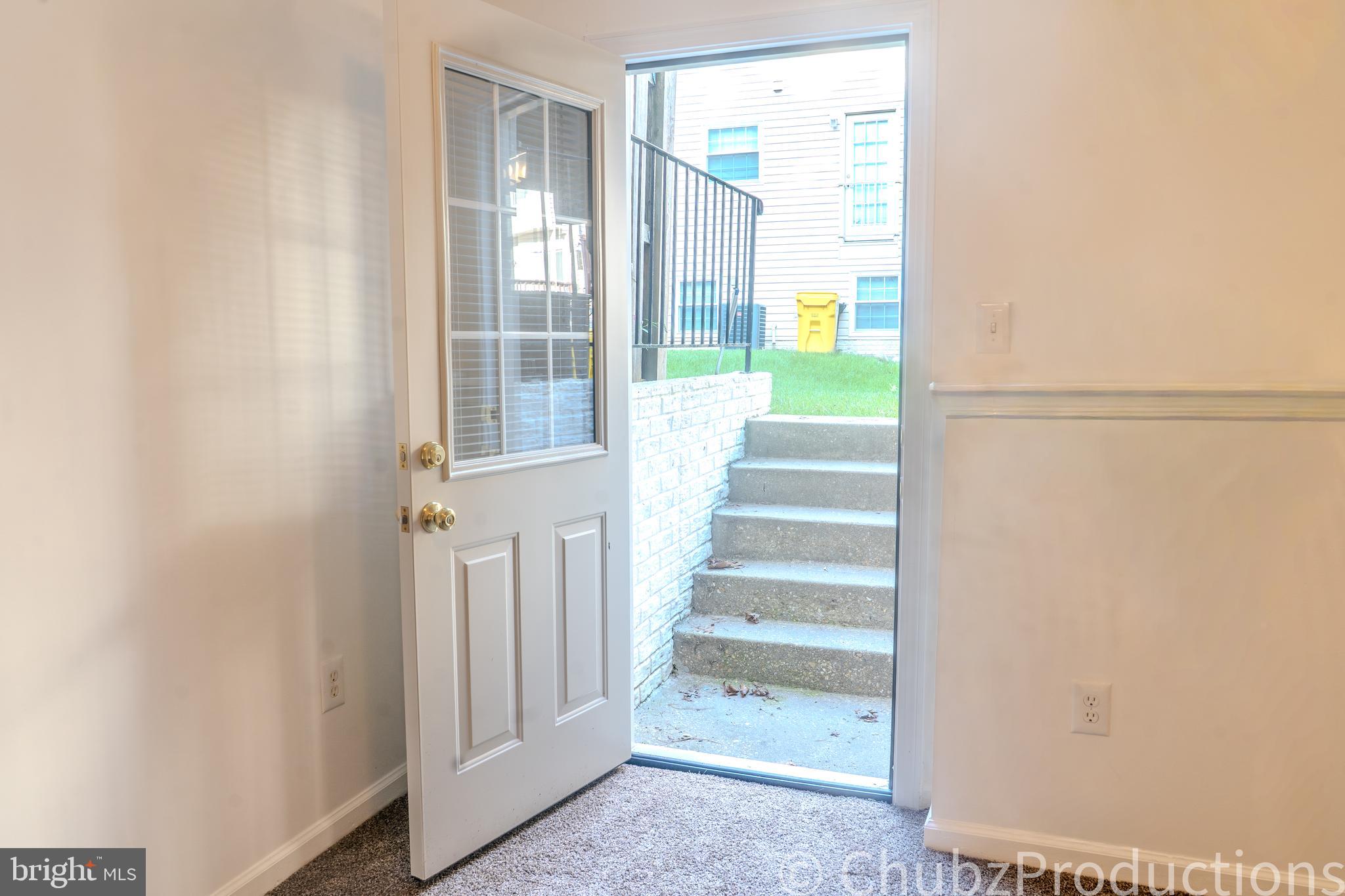 Real estate listing preview #12