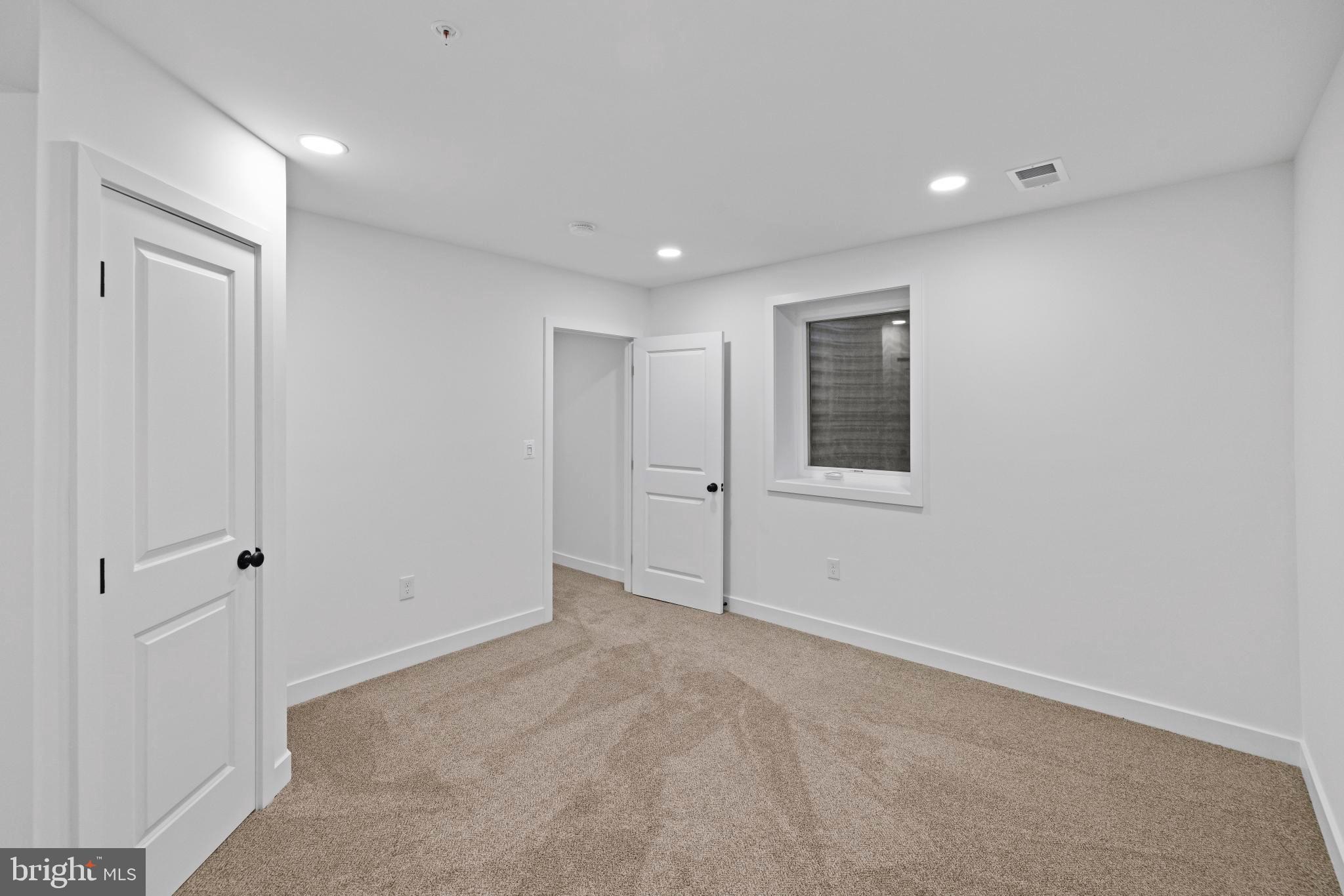 Real estate listing preview #29