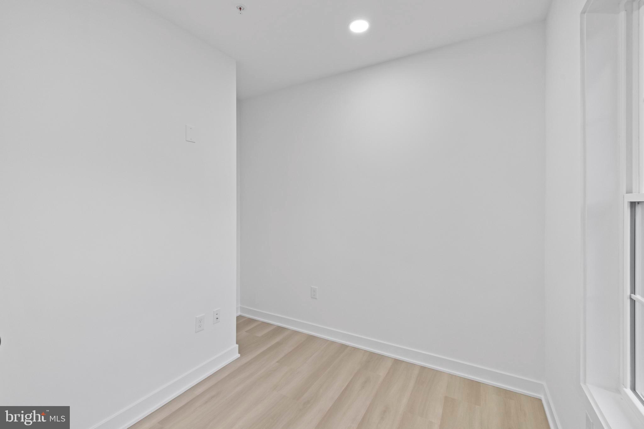 Real estate listing preview #51