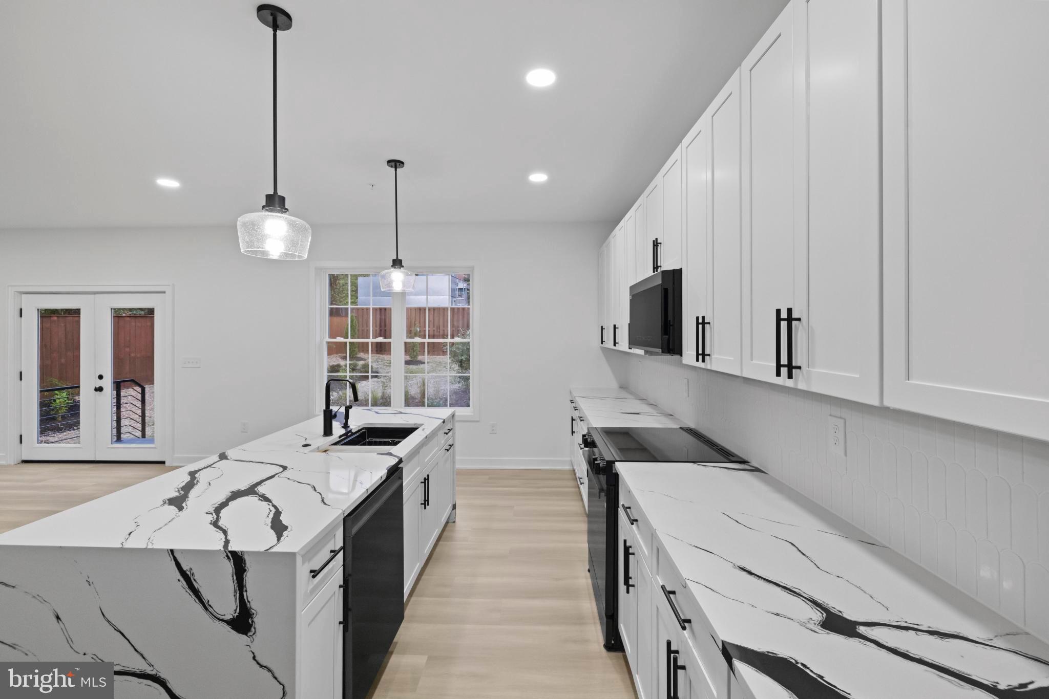 Real estate listing preview #19