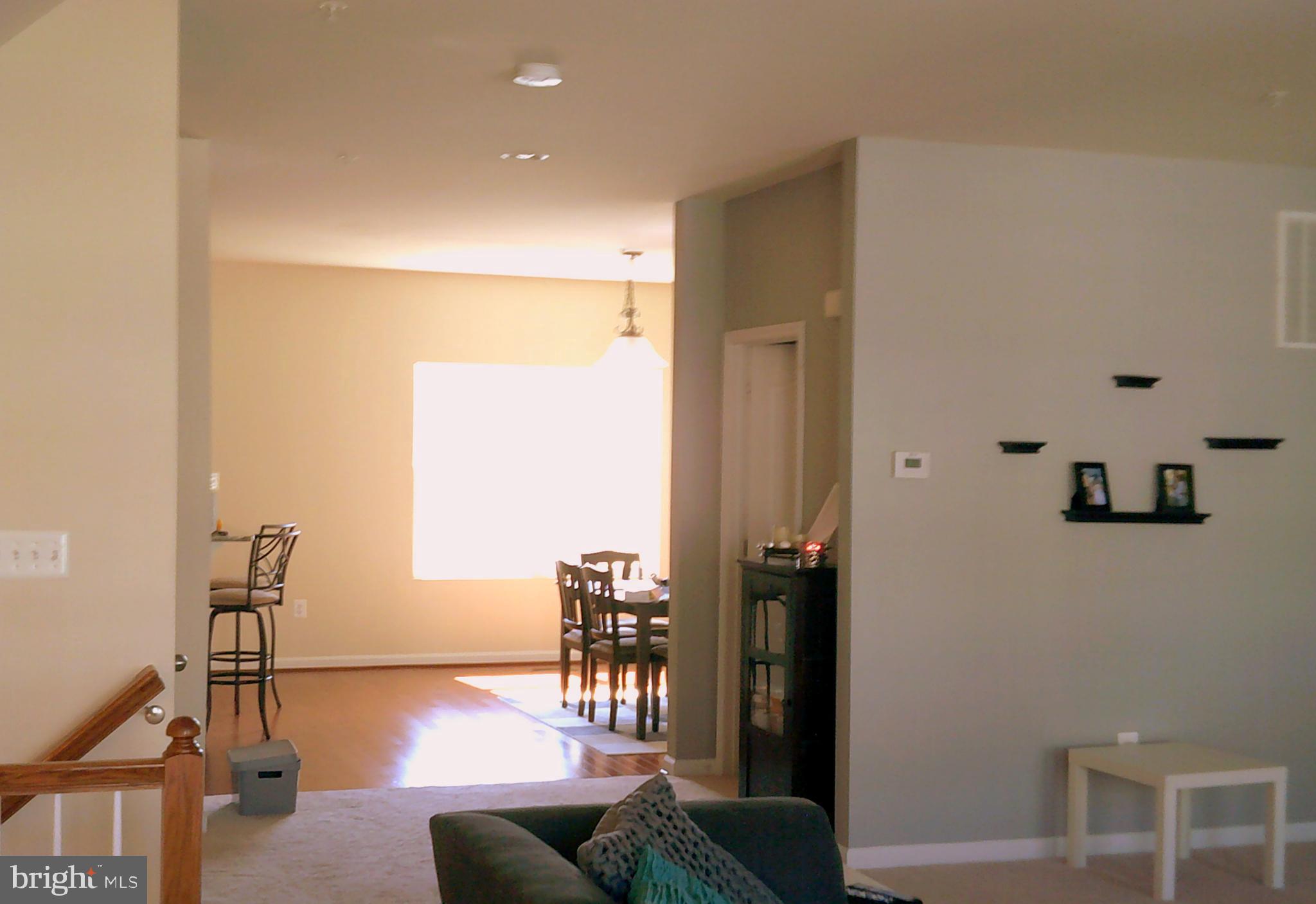 Real estate listing preview #8