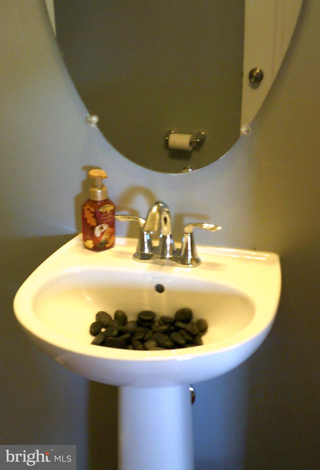 Real estate listing preview #11