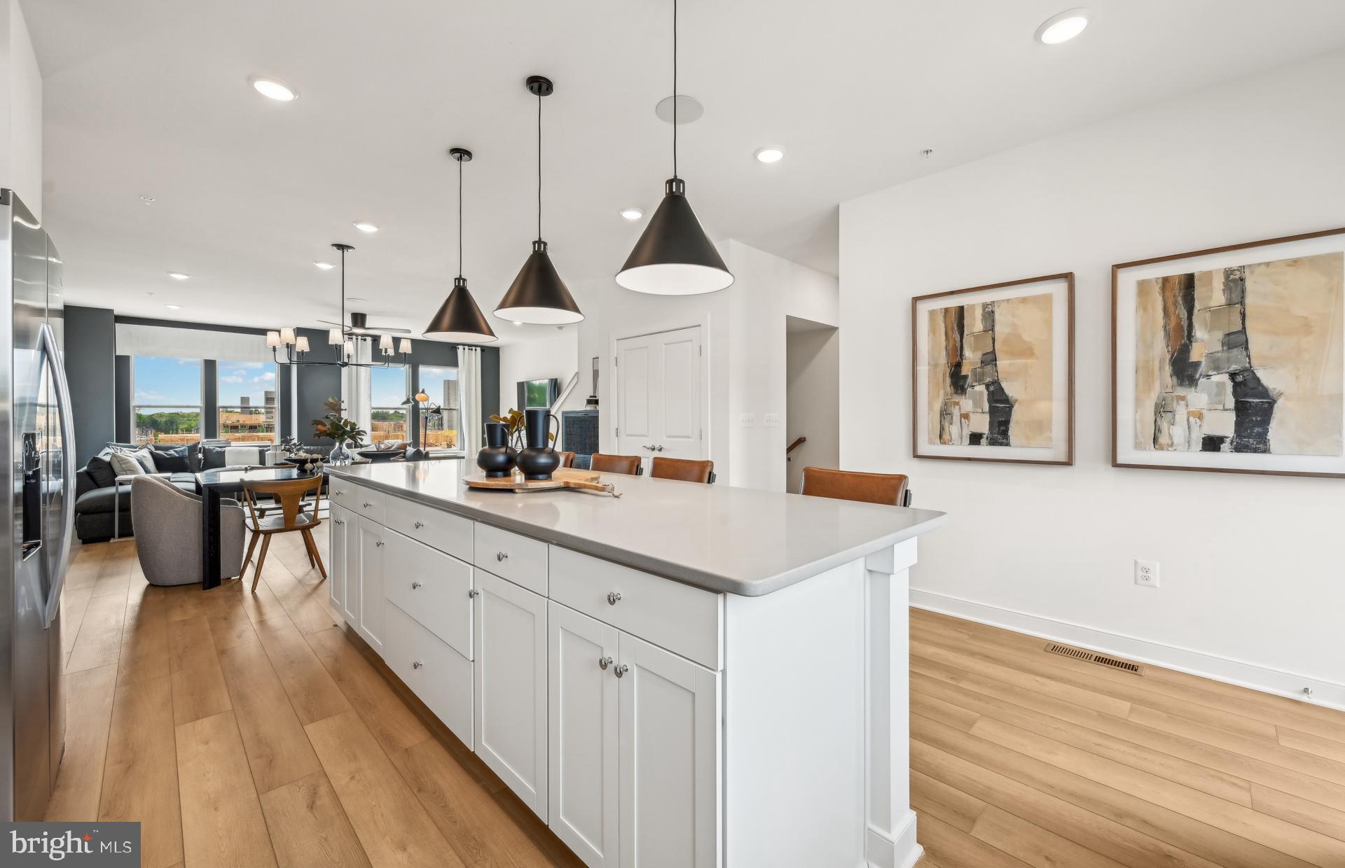 Real estate listing preview #17