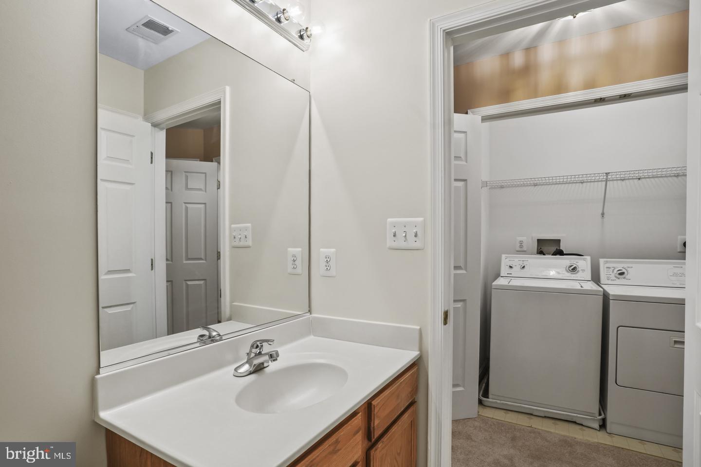 Real estate listing preview #9