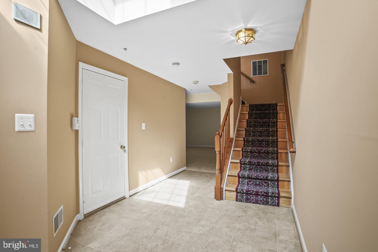 Real estate listing preview #34