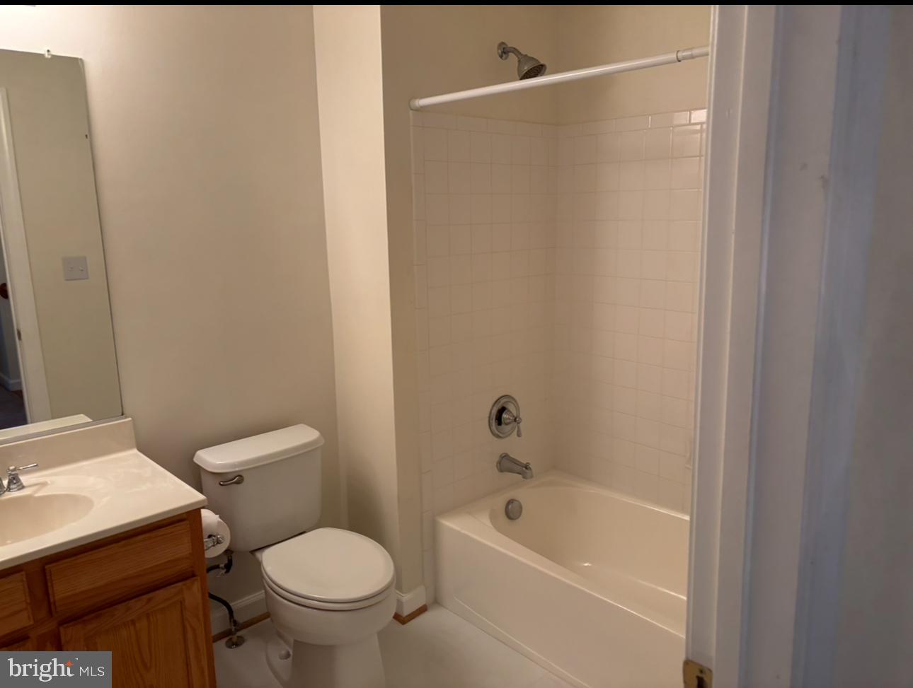 Real estate listing preview #8