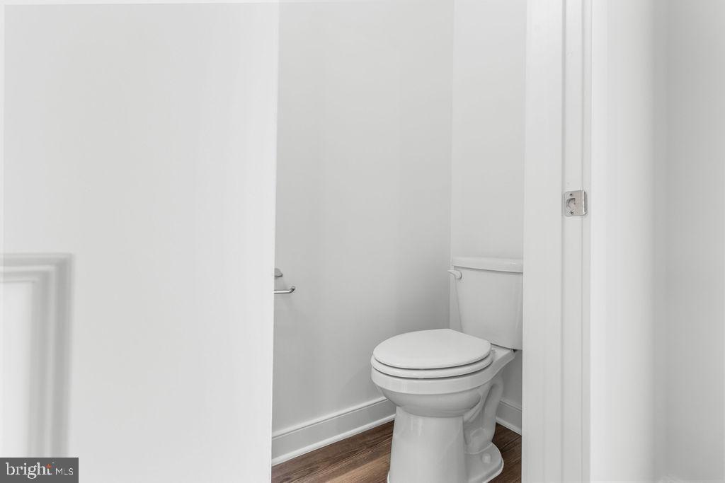 Real estate listing preview #17