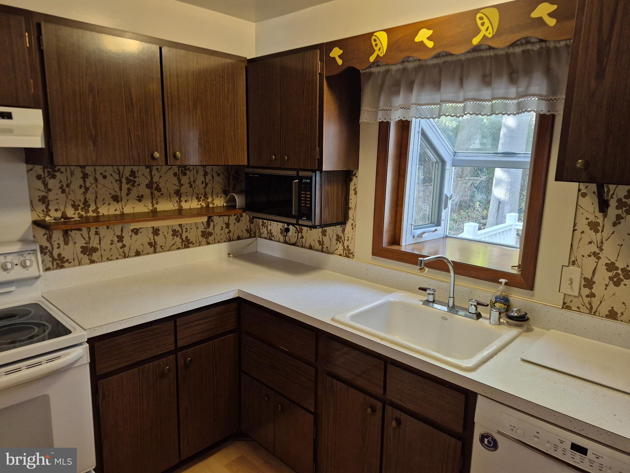 Real estate listing preview #7