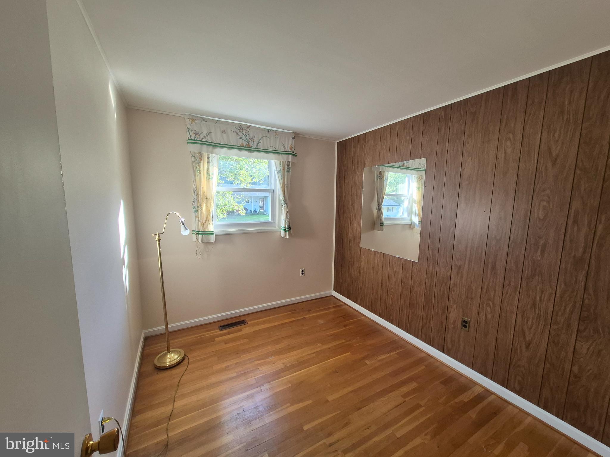 Real estate listing preview #25