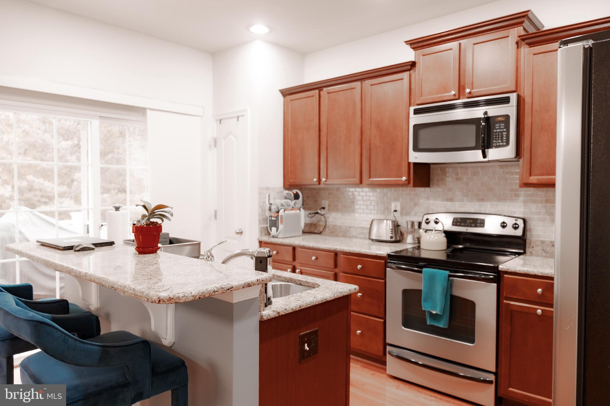 Real estate listing preview #8