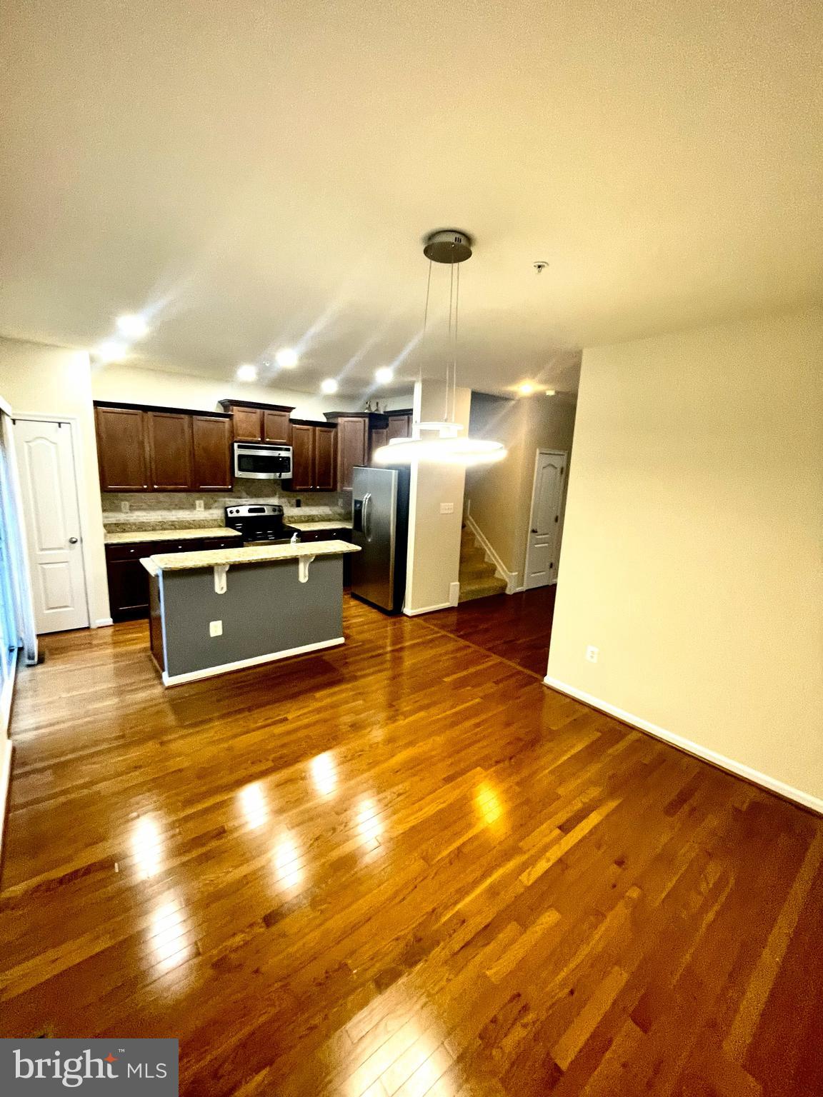 Real estate listing preview #22