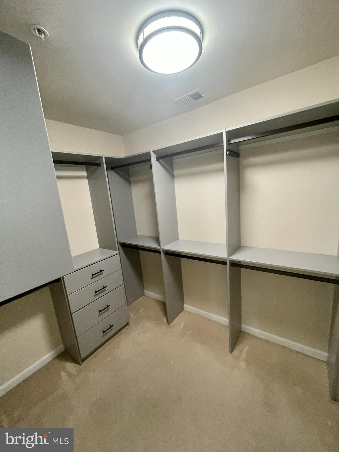 Real estate listing preview #26