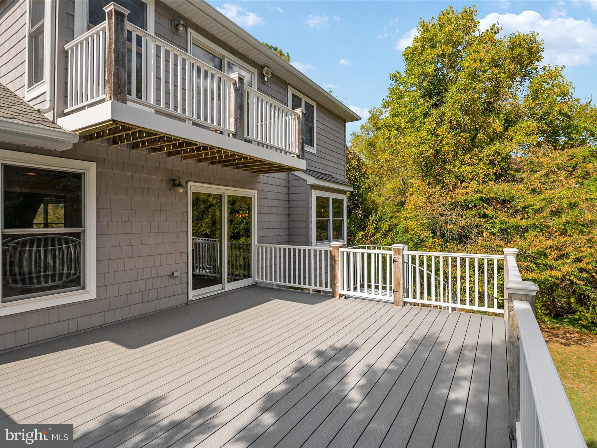 Real estate listing preview #12