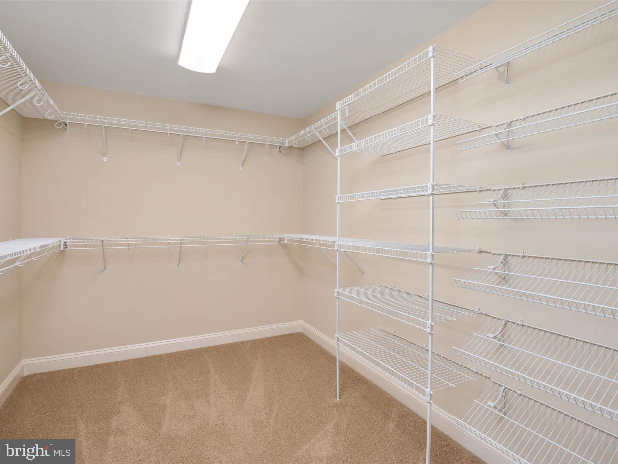 Real estate listing preview #24