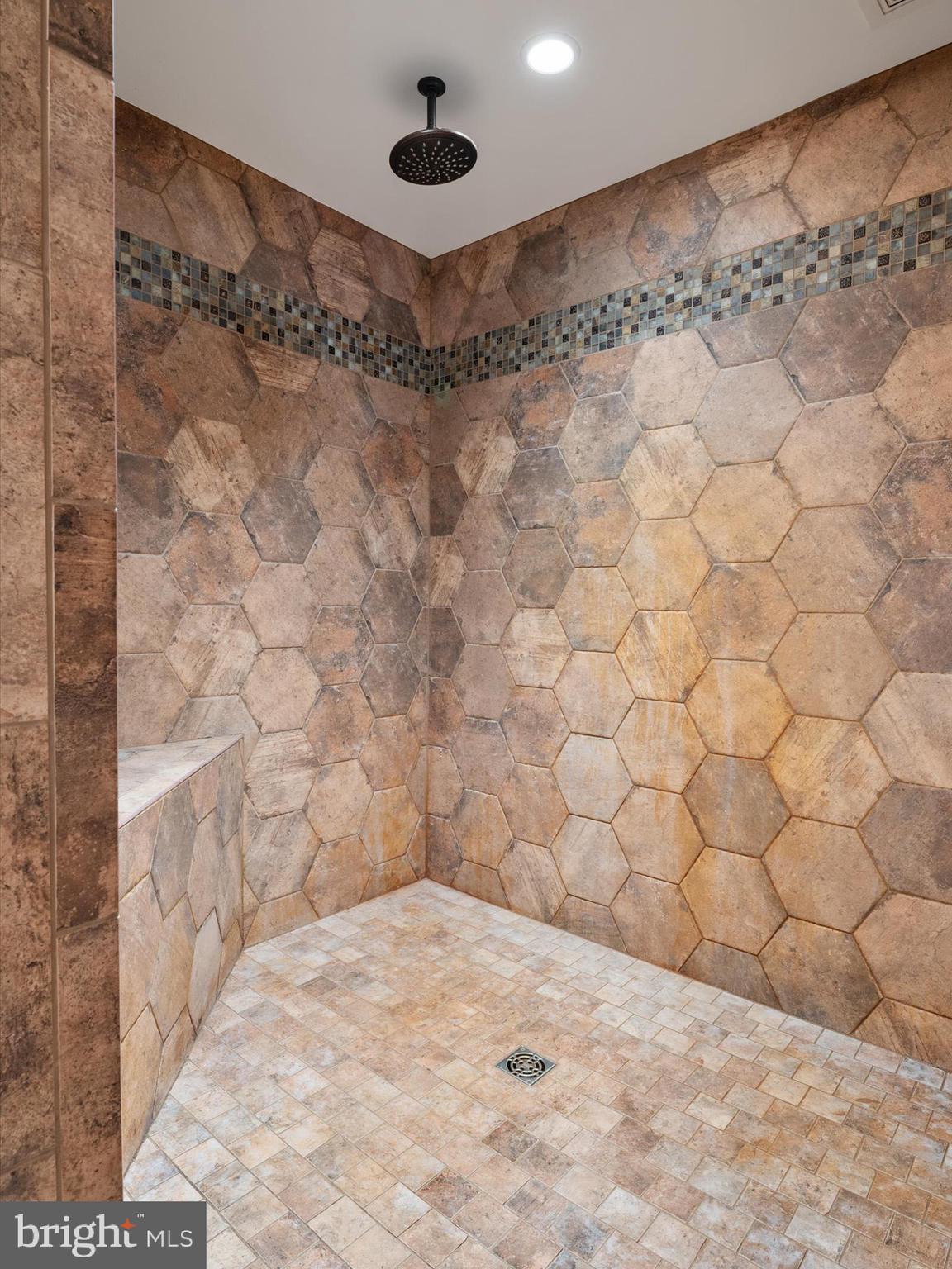 Real estate listing preview #35