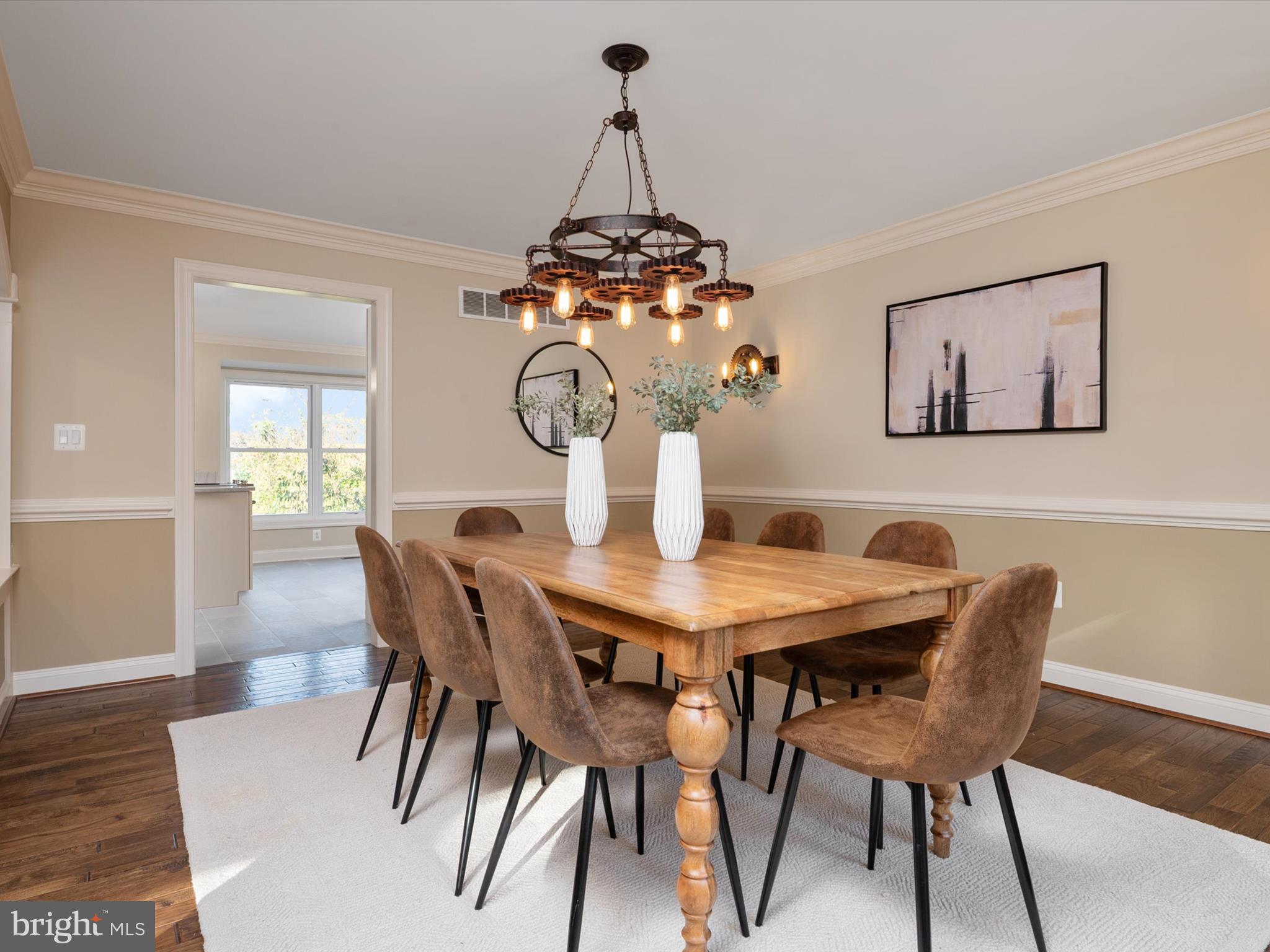 Real estate listing preview #15