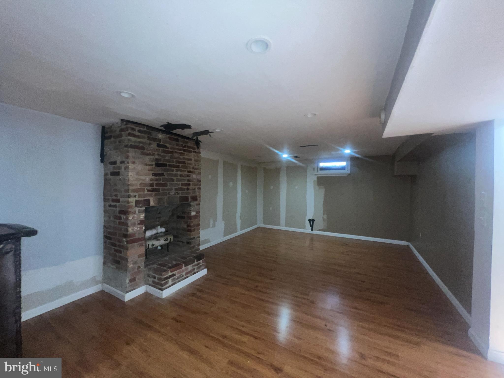 Real estate listing preview #31