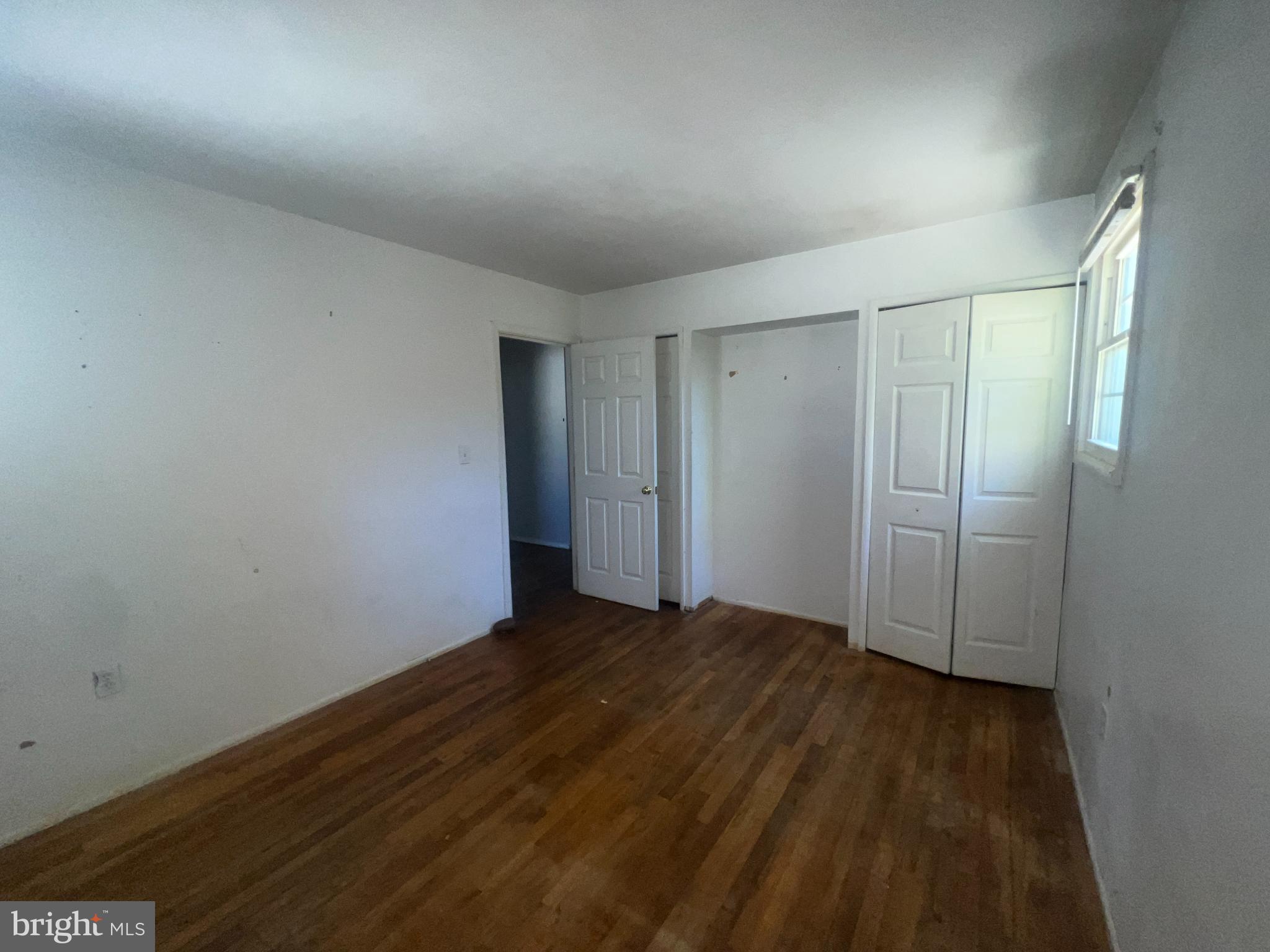 Real estate listing preview #14