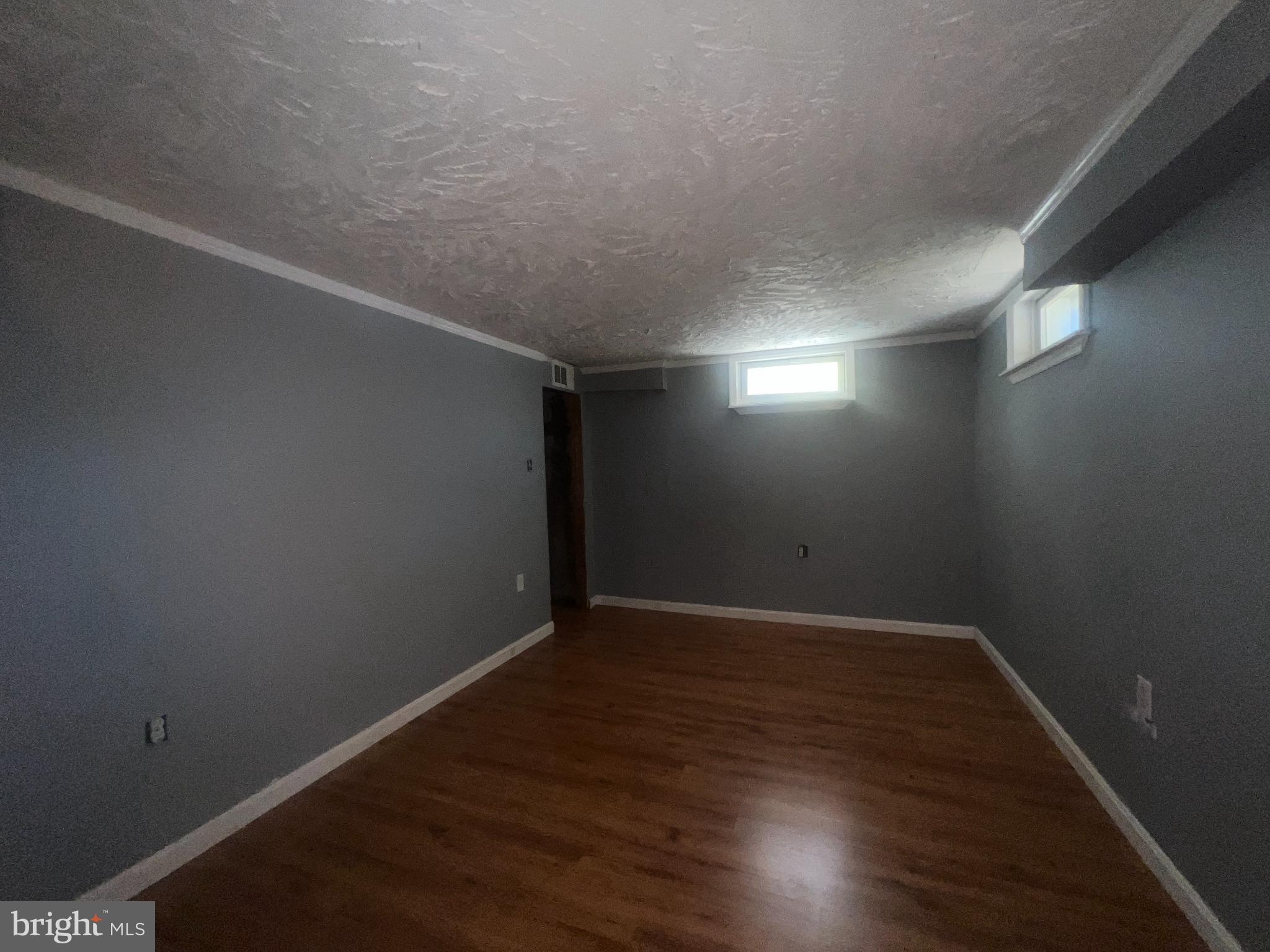 Real estate listing preview #34