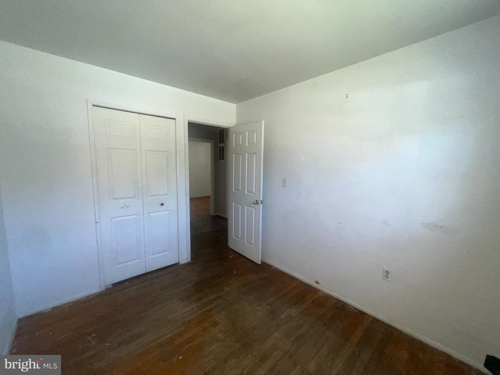 Real estate listing preview #18