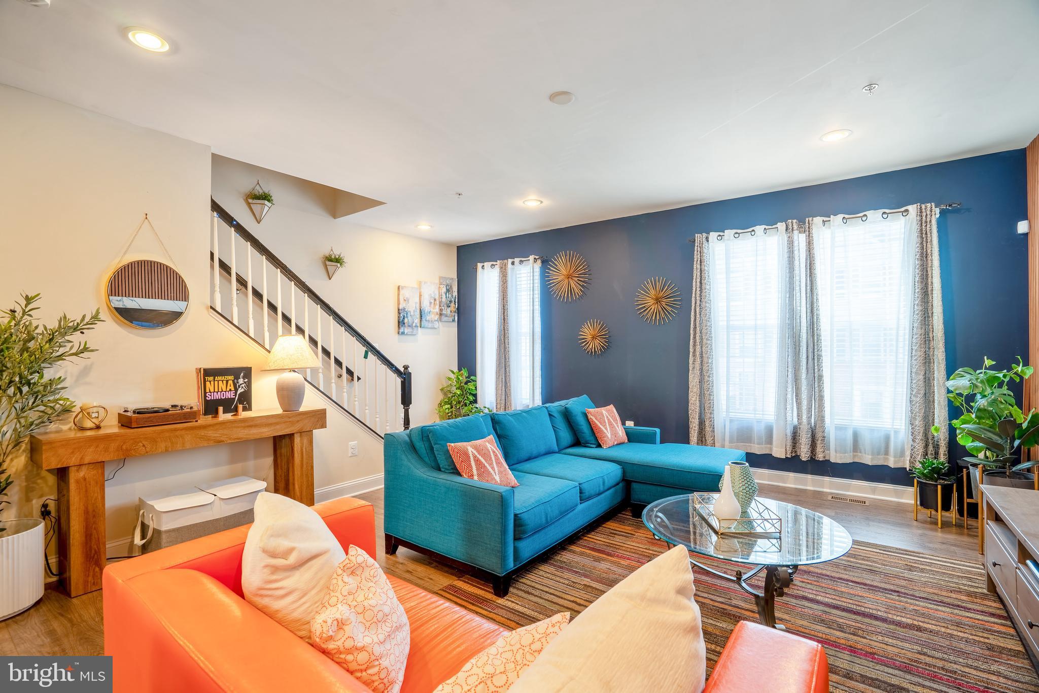 Real estate listing preview #6