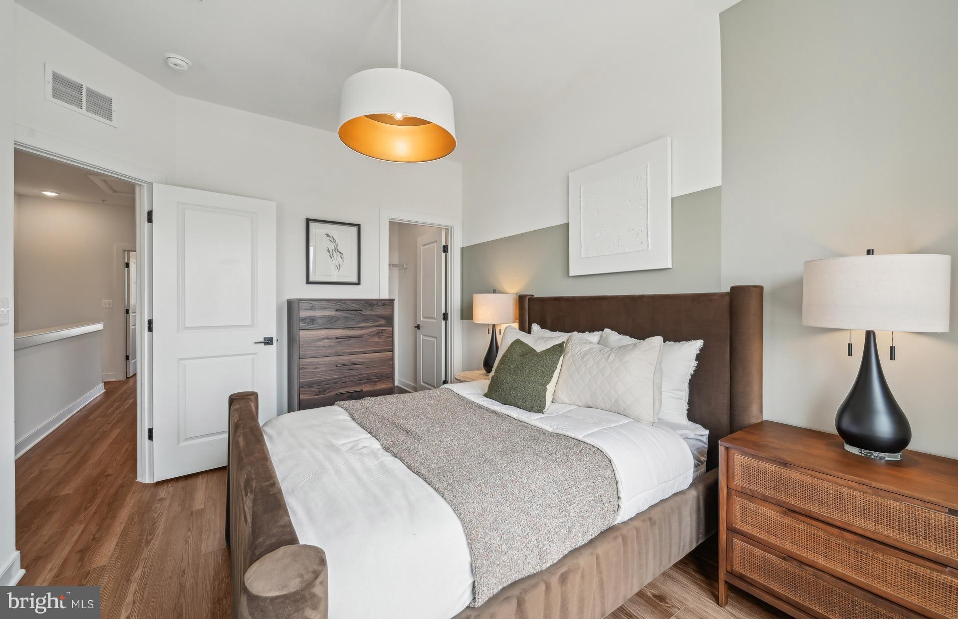 Real estate listing preview #19