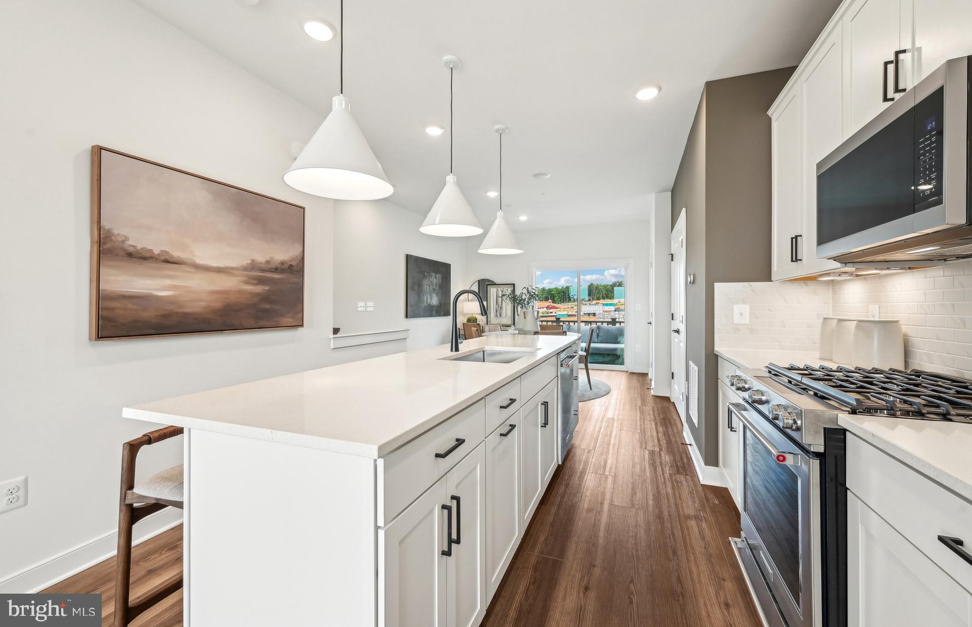 Real estate listing preview #13