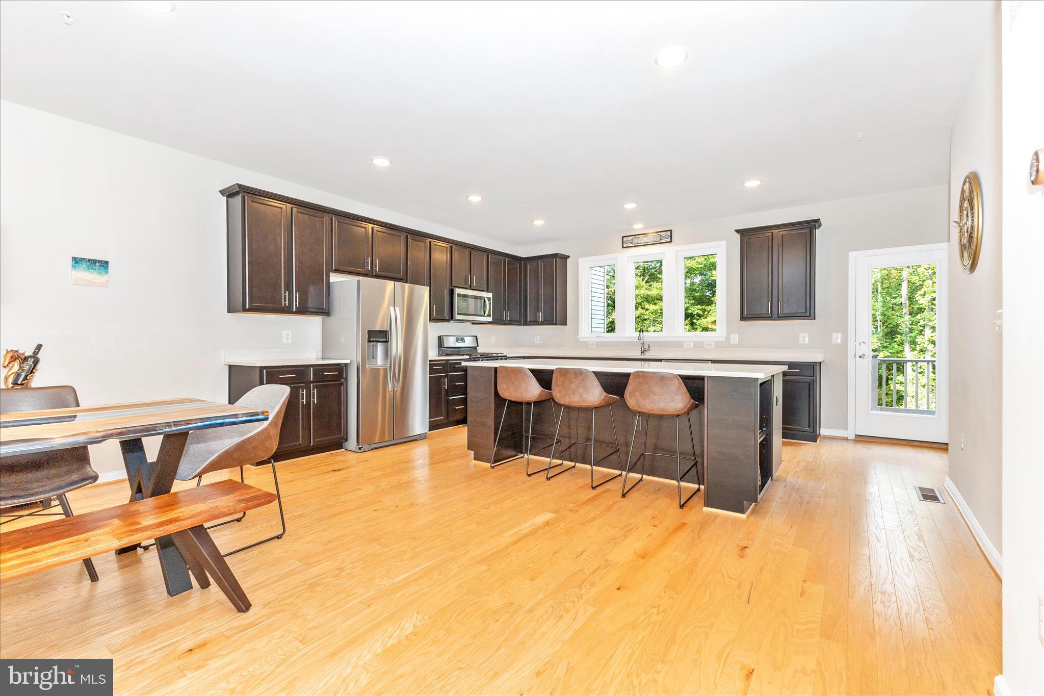 Real estate listing preview #18